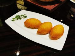 银萝千层酥三件-北京四季酒店·采逸轩