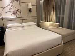 -上海宝华万豪酒店