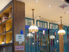 -黄泥岗·地道湖北菜(奥特莱斯店)