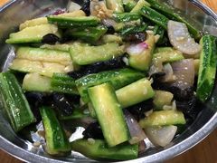 胜瓜炒云耳-石岐乳鸽村(桥观坊南四巷店)