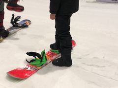 -乔波室内滑雪场