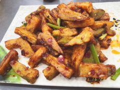 -彭记老妈蹄花(文化路店)