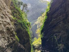 -龙水峡地缝景区