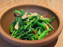 -耶里夏丽·丝路国际·新疆餐厅(浦东区东方路店)