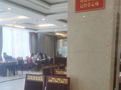 -巨鼎酒店(擂鼓石店)