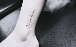 -明星刺青·洗纹身