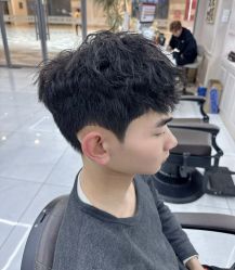 -尤司男士国潮理发馆