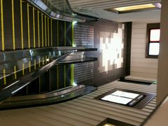 地下1～2转角处-百丽宫影城(嘉里汇店)