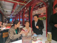 -肥肥虾庄·金牌油焖大虾(杨园滨江时代walk店)