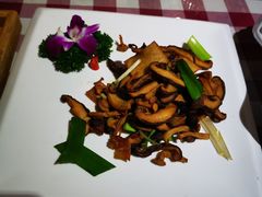 -邓丽君音乐主题餐厅