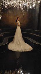 点击看大图 58EA74C3DBA8488A6167E263A8B7E058-THE QUEEN(北京店)