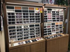 -视野联行眼镜·蔡司·控优点授权(长白万象汇店)