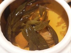 -广州中心皇冠假日酒店·百粤楼