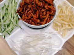 -合合春饼·酱骨·东北菜(潘家园店)