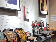 -光海书局(南京东路第一百货店)