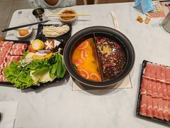 -呷哺呷哺(融创茂店)