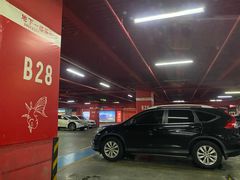 -欧尚超市苏州店停车场(金鸡湖路店)