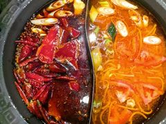 -宽板凳老灶火锅(台湾街店)