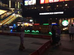 -江燕路万科里