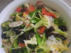 -老六素货(王顶堤店)