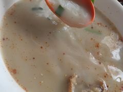 -三百碗宝应长鱼面(板仓街店)