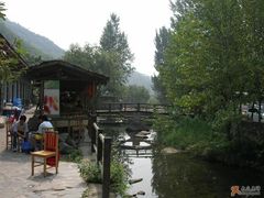 依山傍水-北京水岸山吧度假村(雁栖镇店)