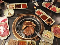 -梨花甄选自助烤肉(小寨原力场店)
