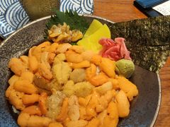 三色海胆饭-魔丼屋(日月光店)