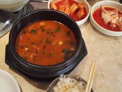 -英子补身汤(海兰路店)