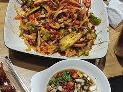 -青瓦餐厅·生鱼片·韩园烤肉(西塔店)