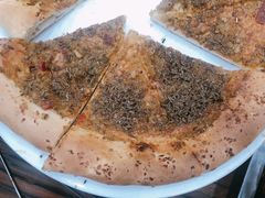 隔壁店的蒜蓉烤馕-清真·马峰烤肉(小学习北巷店)