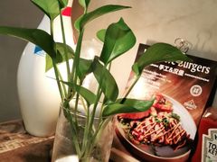 -HIGH FIVE哈福手工汉堡(桂林路店)