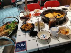 -九街淑芬掌中宝串串公司(内街文化创意园店)