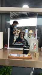 -变画·发型STUDIO