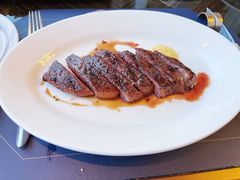 -福楼毕斯罗F Bistronome(国贸商城约会地标景观店)