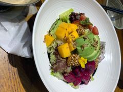藜麦牛油果沙拉-必点海鲜·鲅鱼水饺(鞍山西道店)