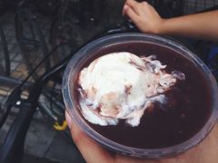 红豆沙拼雪糕-百花传统甜品店(原址店)