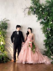 -雪中彩影婚纱摄影·微光艺术中心