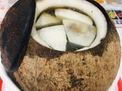 原只椰子炖老鸡汤-柠檬树茶餐厅(海雅缤纷城店)
