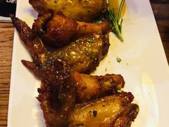 迷迭香烤鸡翅-CRAZYONES西班牙海鲜饭(上海美罗城店)