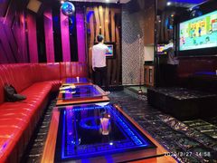 -歌韵量贩式KTV