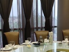 -老人和饭店(淮海中路店)