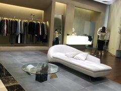 -广州壹马服装广场