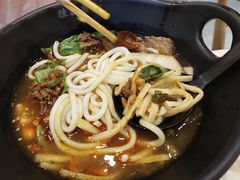 -桂在香知桂林米粉(红博中央公园店)