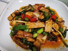 青椒炒香干-旭龙鱼头王(航华店)
