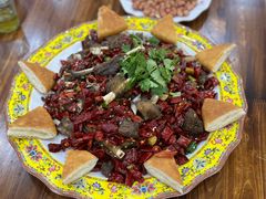 -乡土特色.冷锅鱼.牦牛肉汤锅