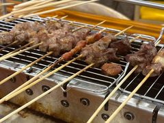 -哈尔滨小酒馆·鲜肉现穿自助烧烤(康新花园店)