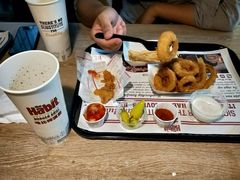 畅饮杯中杯-The Habit Burger Grill 哈比特汉堡(复兴soho店)