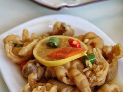柠檬鸡爪-七的湖·晚芳亭·阳澄湖农家菜·大闸蟹(莲花岛店)