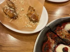 -城市大道红炉披萨烘焙坊